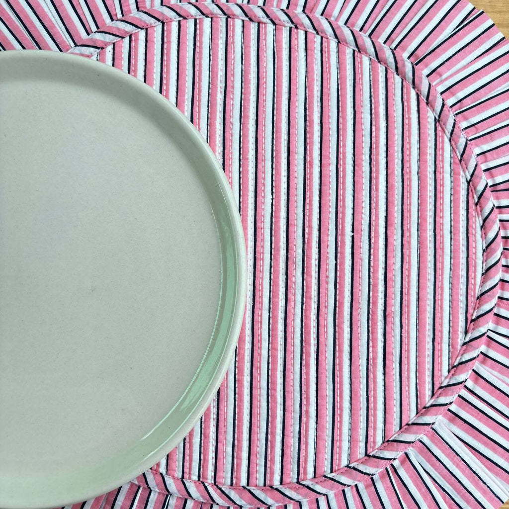 Floral Quilted Round Placemats with Napkins: Rose Pink Cotton Set